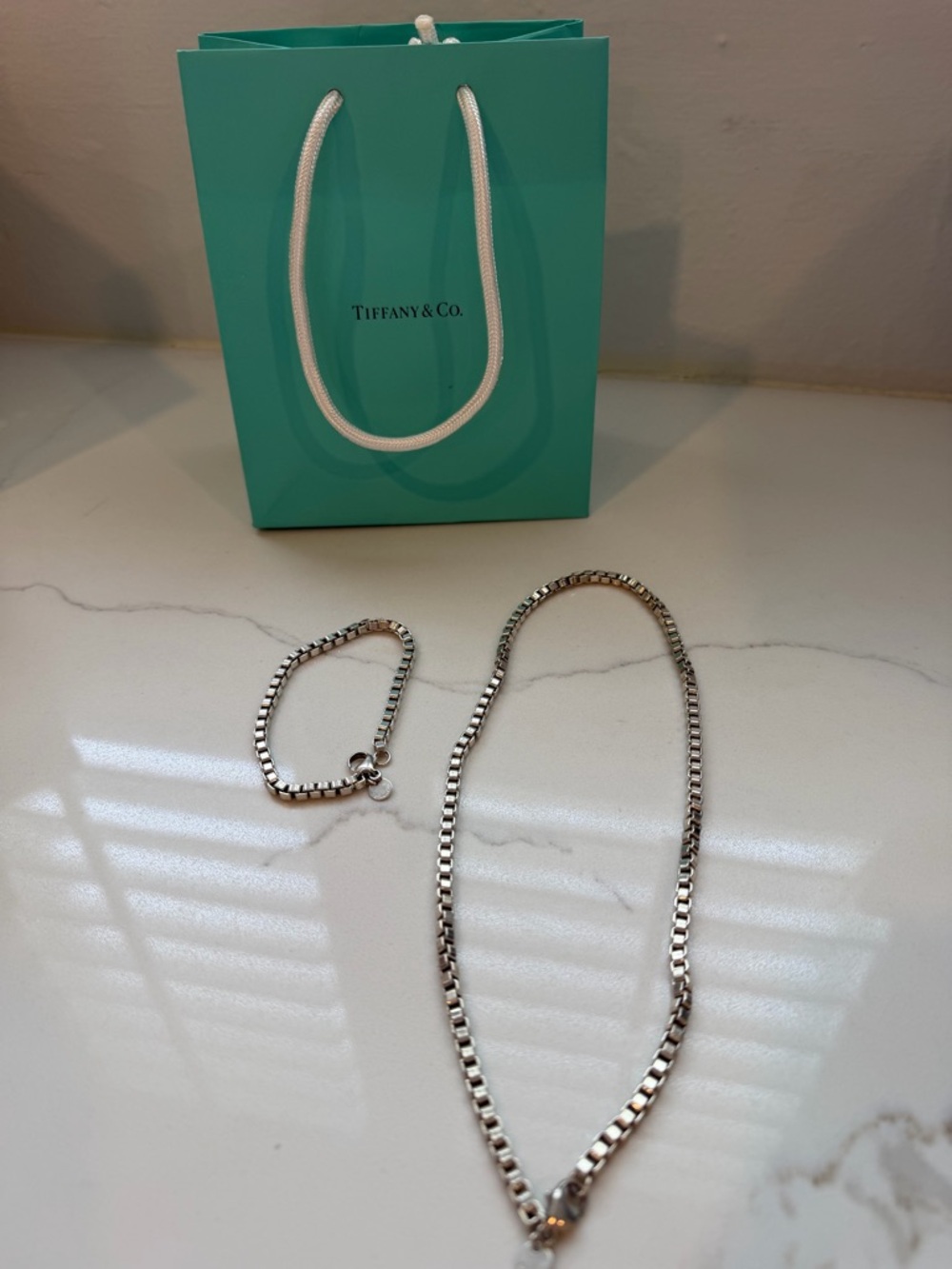 Tiffany & Co Venetian silver box link set with gift bag